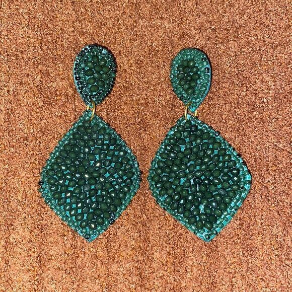 Emerald Green Beaded Earrings - Picture 1 of 5